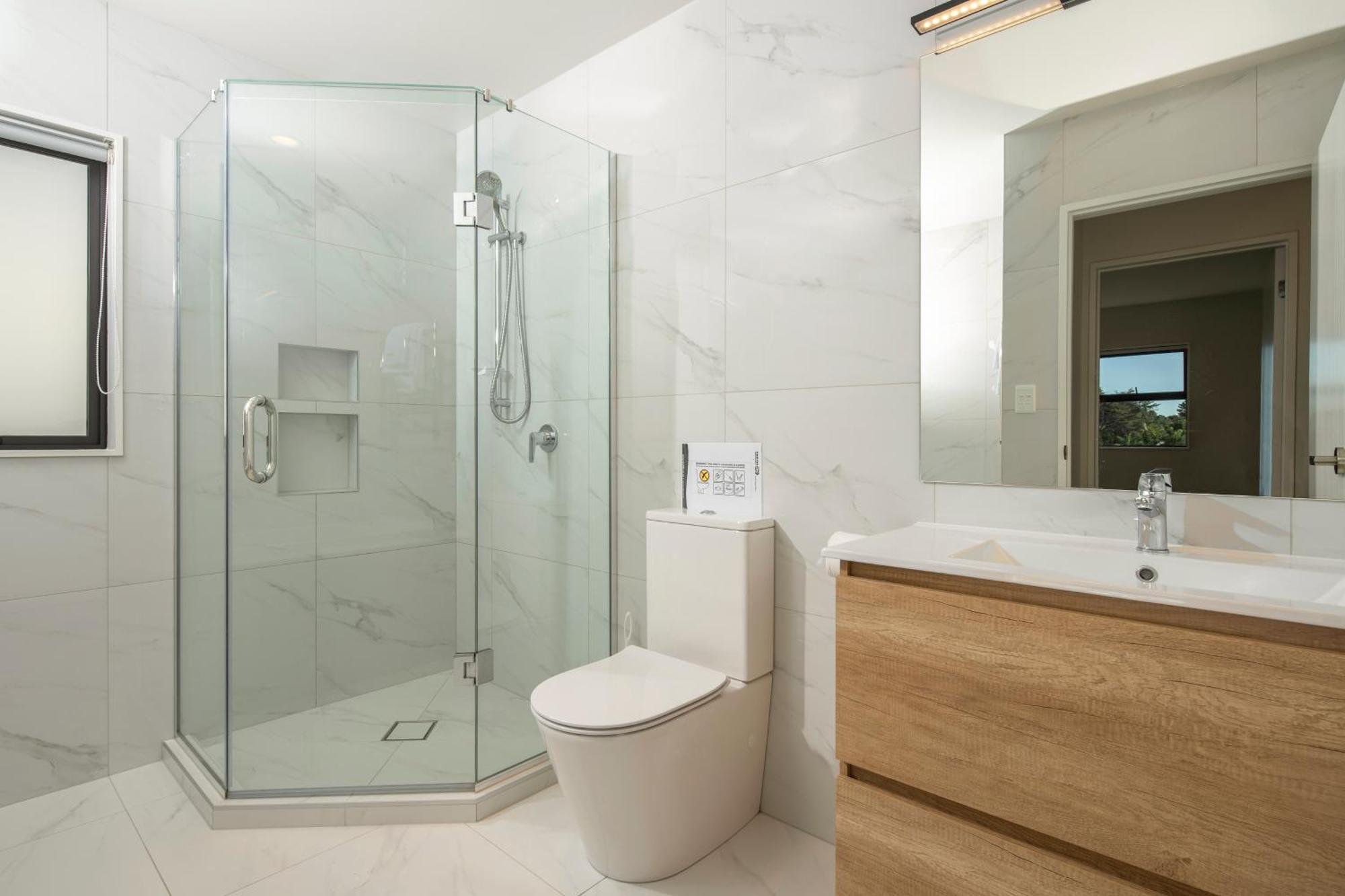 Modern Immaculate Residence In Mount Wellington オークランド エクステリア 写真